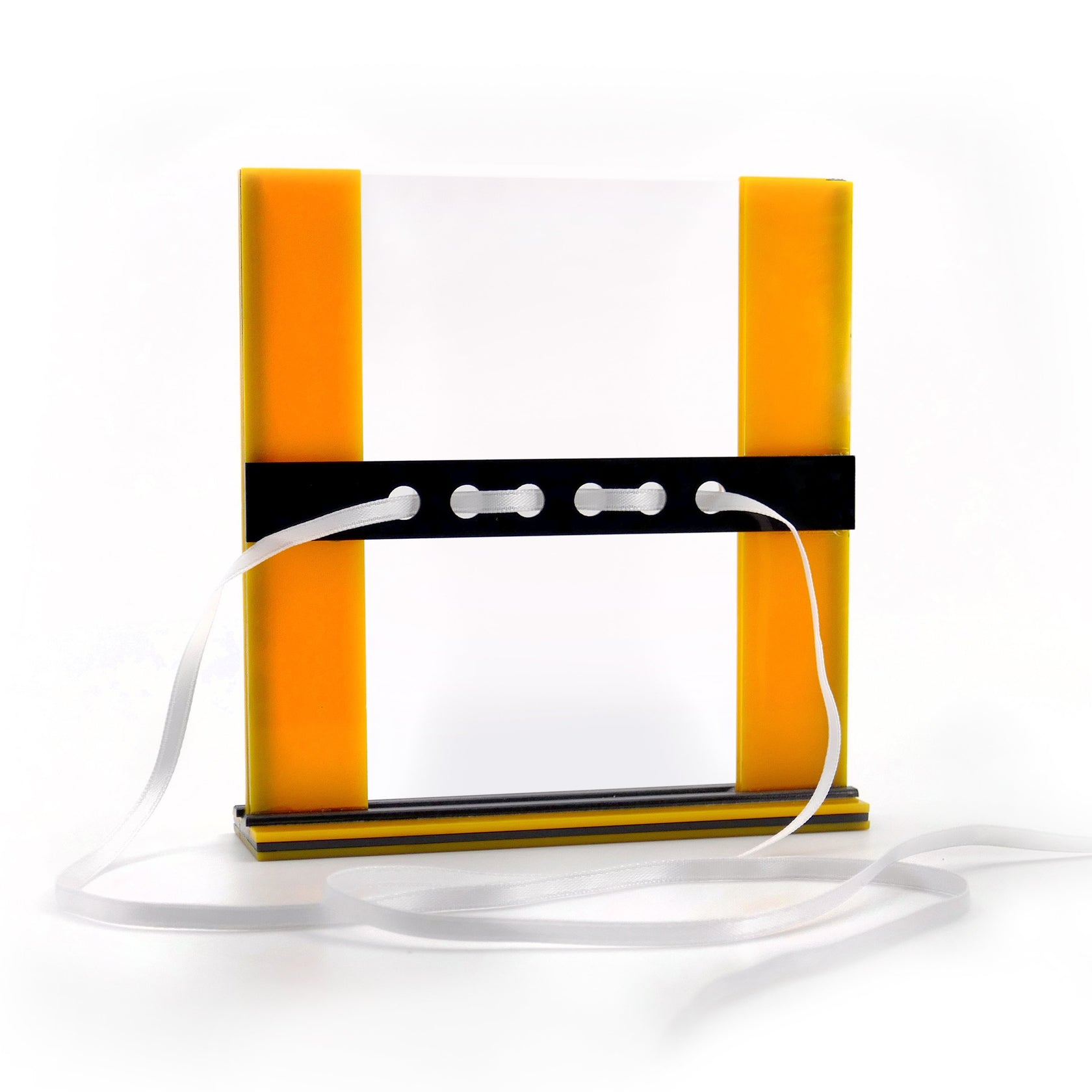 Amazing Lace Escape Magic Trick-Magic Makers Inc. - Amazing Magic Shop